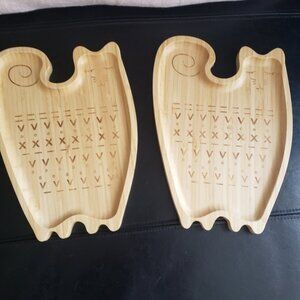 Like new Wooden Owl Shaped Tray
